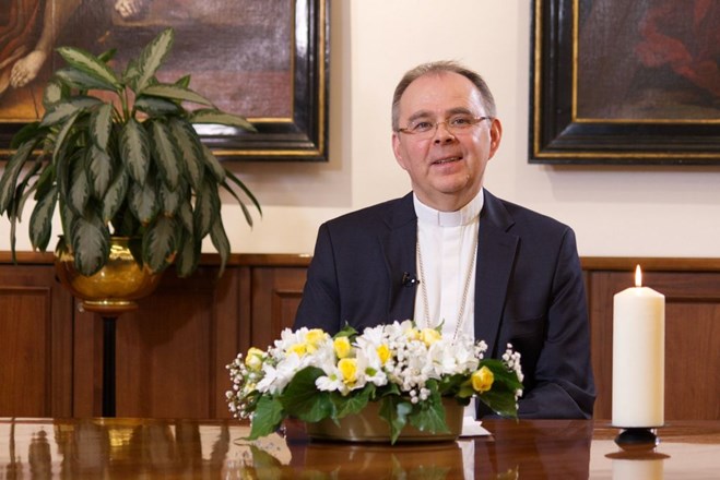 Uskrsna poruka varaždinskog biskupa Bože Radoša
